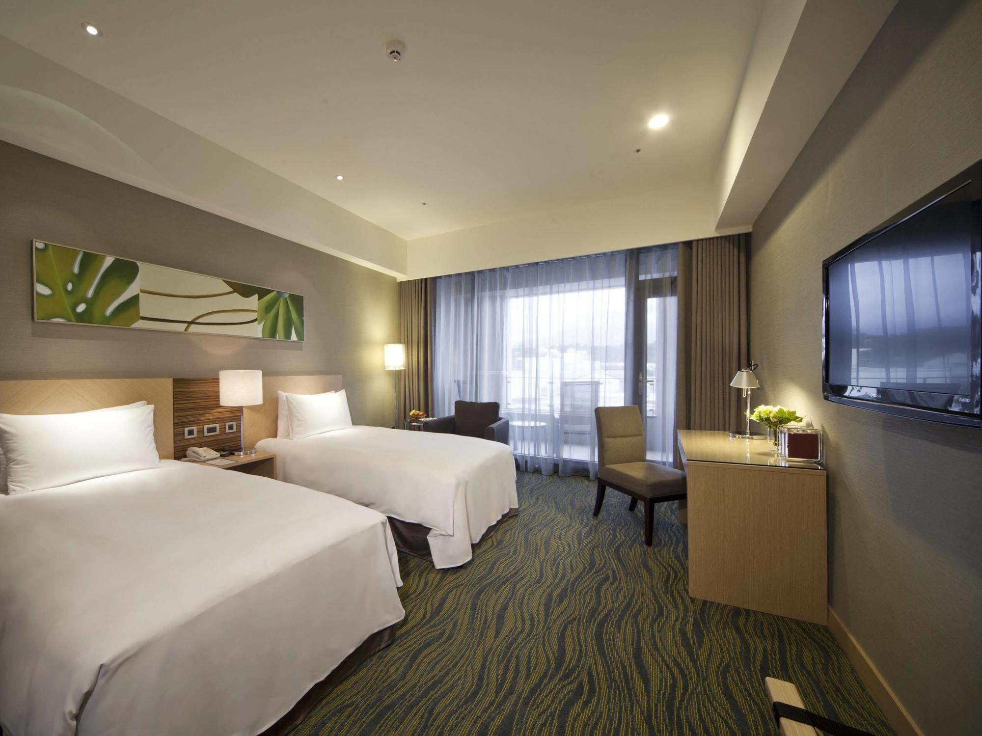 Lakeshore Hotel Hualien Exterior photo